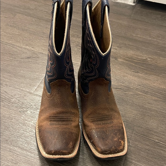 Ariat Boys Rustic Brown and Navy Western Boots - Picture 2 of 12